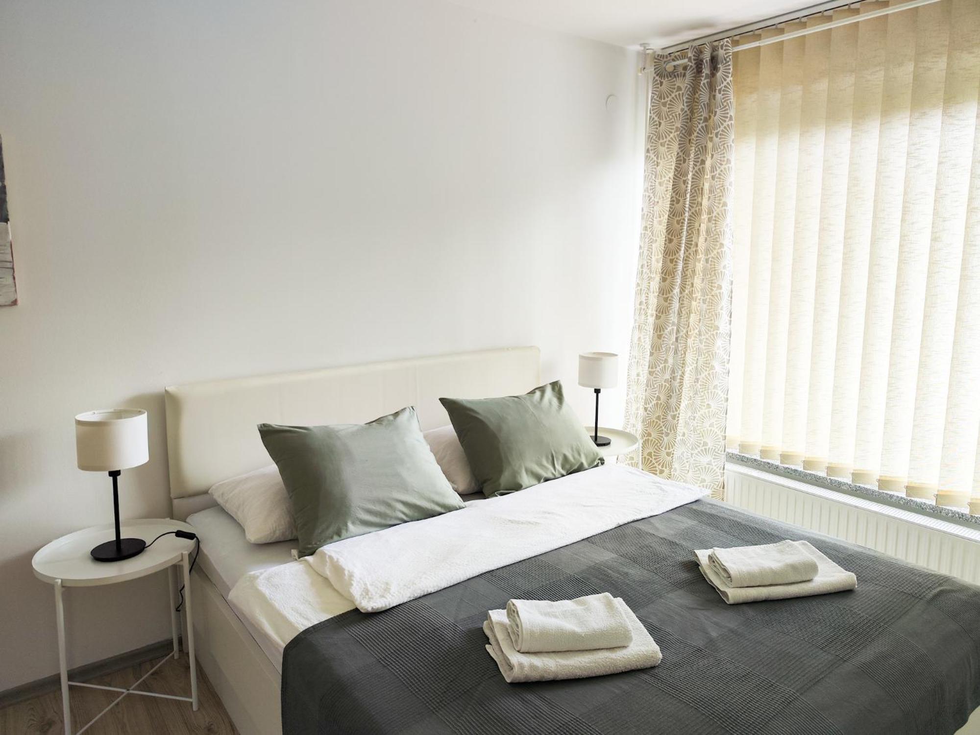 Petra Garden Apartment Блед Екстер'єр фото
